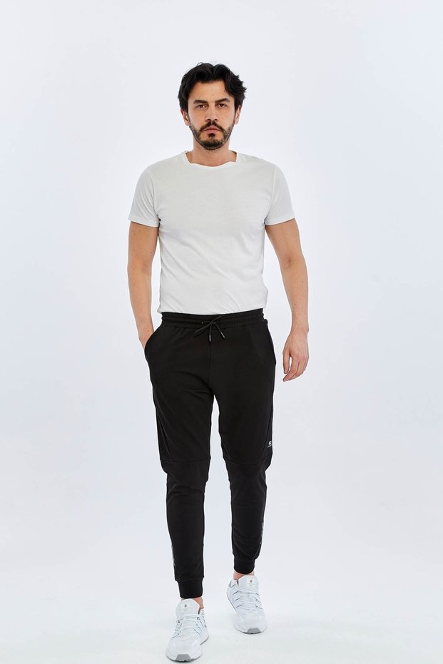 Black Men's Sweatpants with Elastic Waist and Cuffs As417