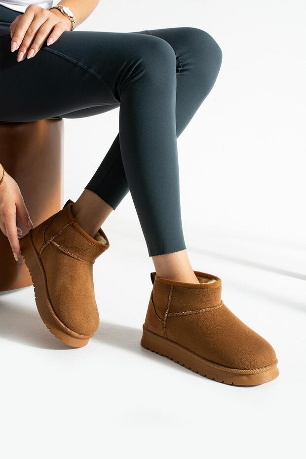 Lasva Women's Boots with Fur Inside Suede