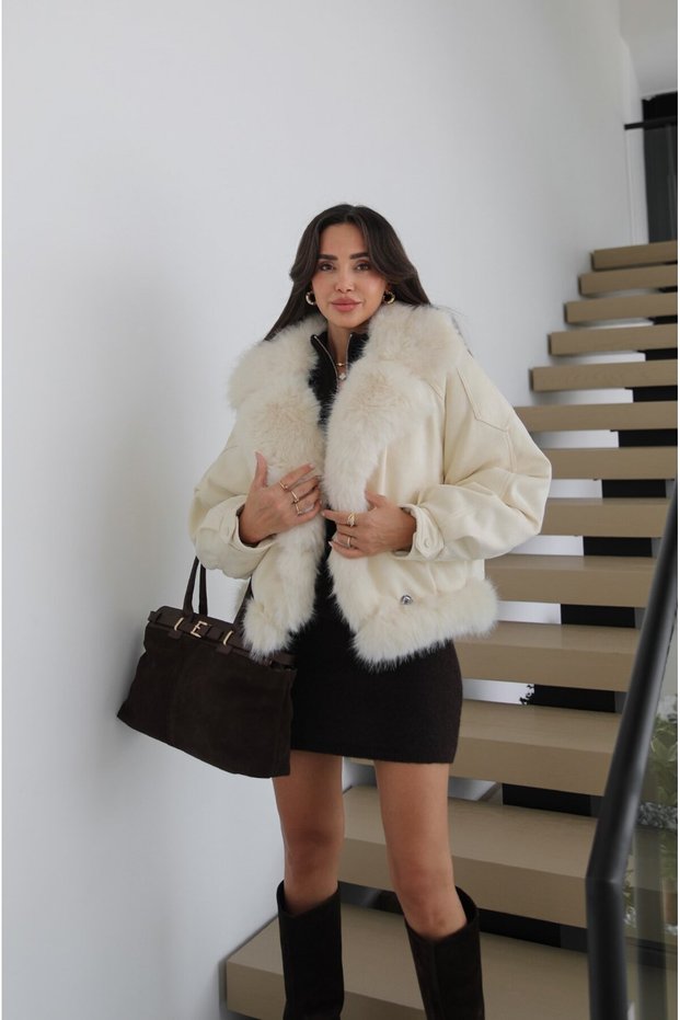Ecru Fur Coat with Snap Closure