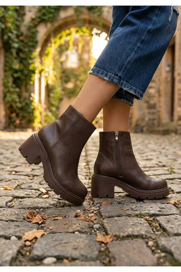 Lia Sade Skin Women's Boots