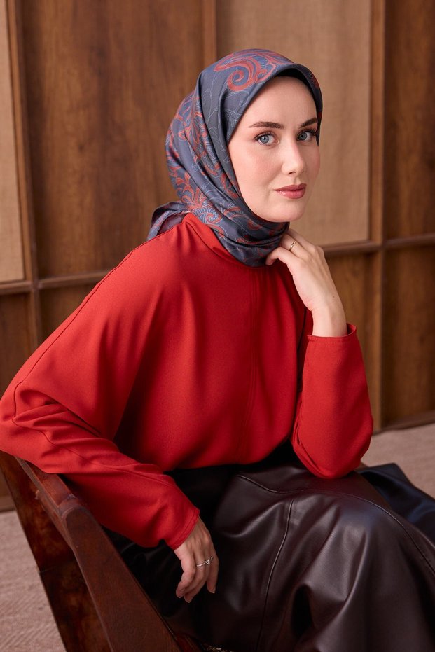 Twill Silk Scarf Floral Paisley Dark Smoked