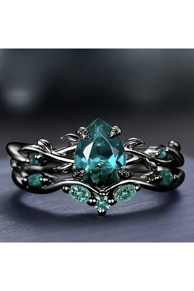 6 ZA0582-1 Luxury Black Color Inlaid with Green Stone Rings Set Round Flower Fashion Party Engagemen