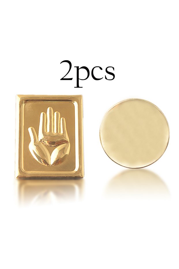 2pcs Hot Sale Anime JoJos Bizarre Adventure Brooch Kujo Jotaro Hat Metal Badge Pin For Women Men Cos