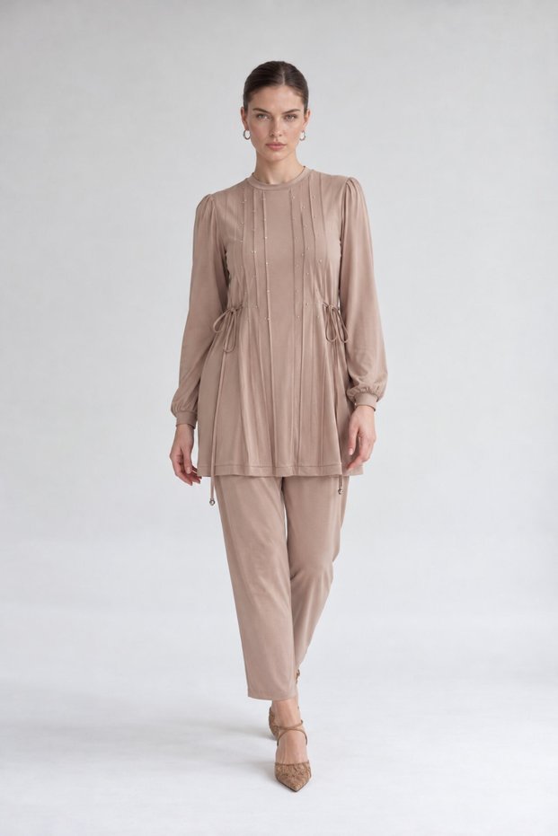 Sports Set with Side-Tie