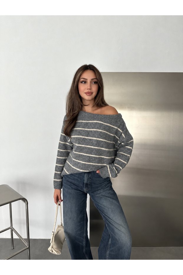 Women's Striped Boat Neck Soft Jazz Oversize Knitwear Sweater