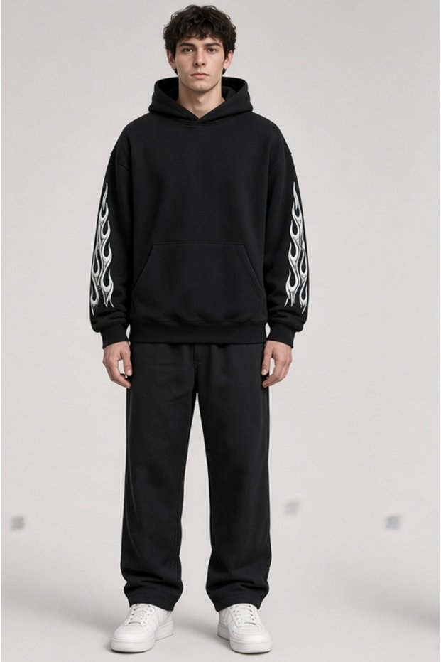 Oversized Hooded Sweatshirt with Dragon Print on the Sleeve