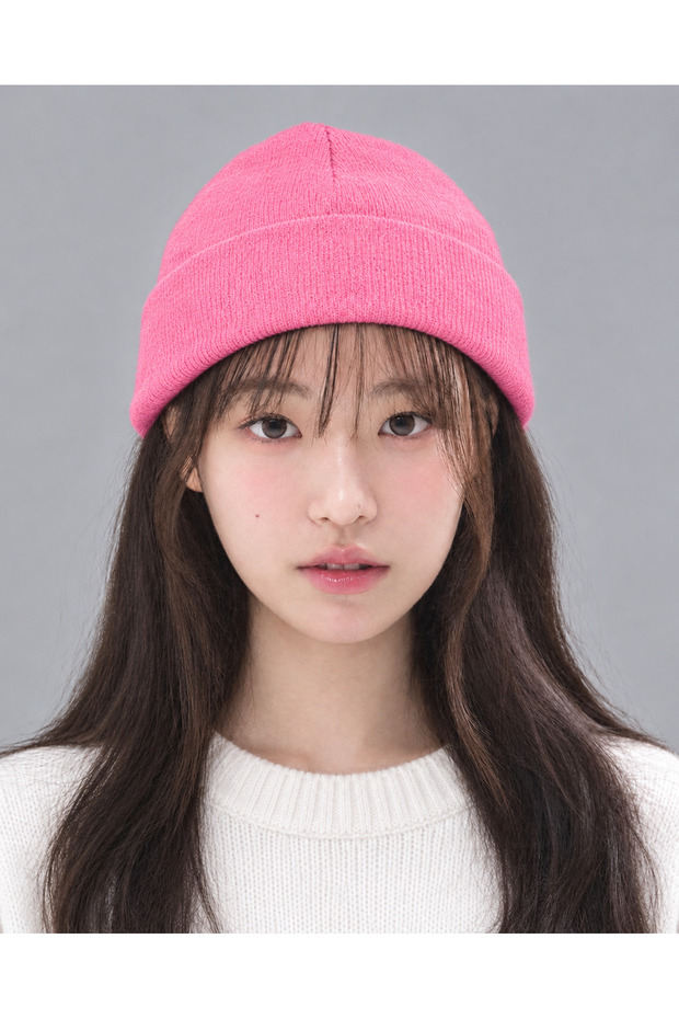 Unisex Women's and Men's Thick Knitted Wool Winter Beanie, Foldable Knit Beanie.