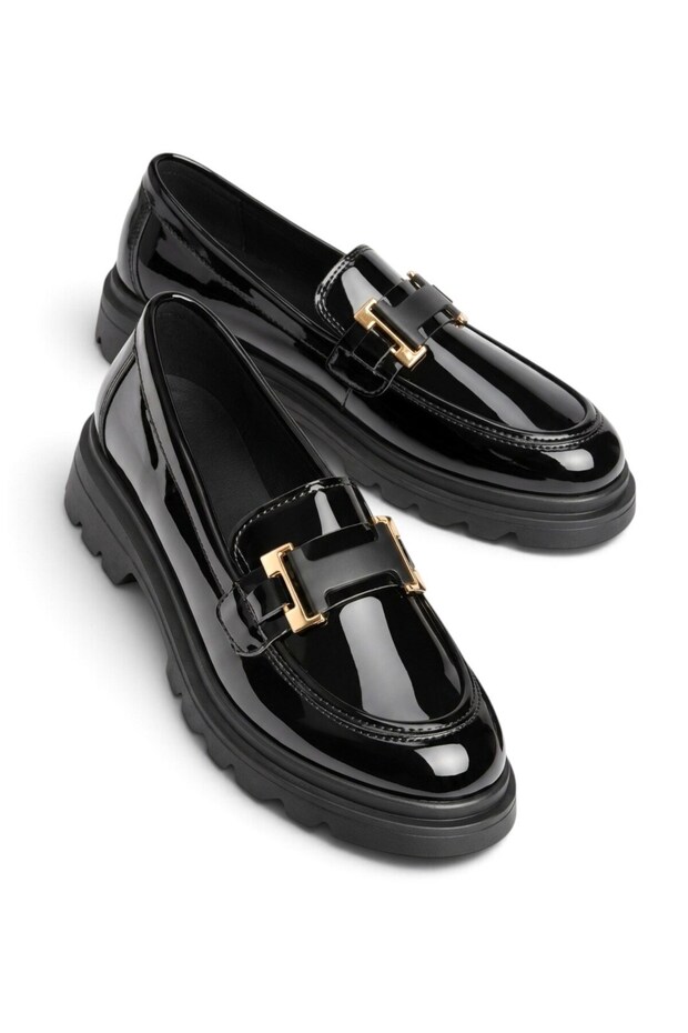 Z881862108 Black Patent Leather Loafer with Thick Sole and Buckle
