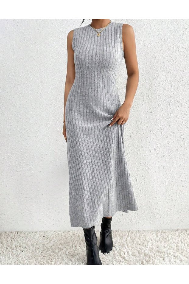 Rochie lunga, Gri