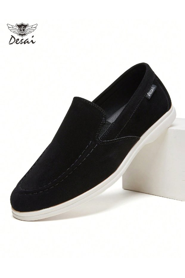Mocasini, Negru