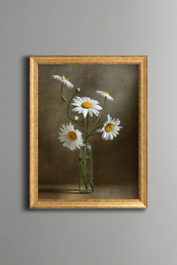 Daisies in a Vase - Vintage Patterned Painting - Slim Model