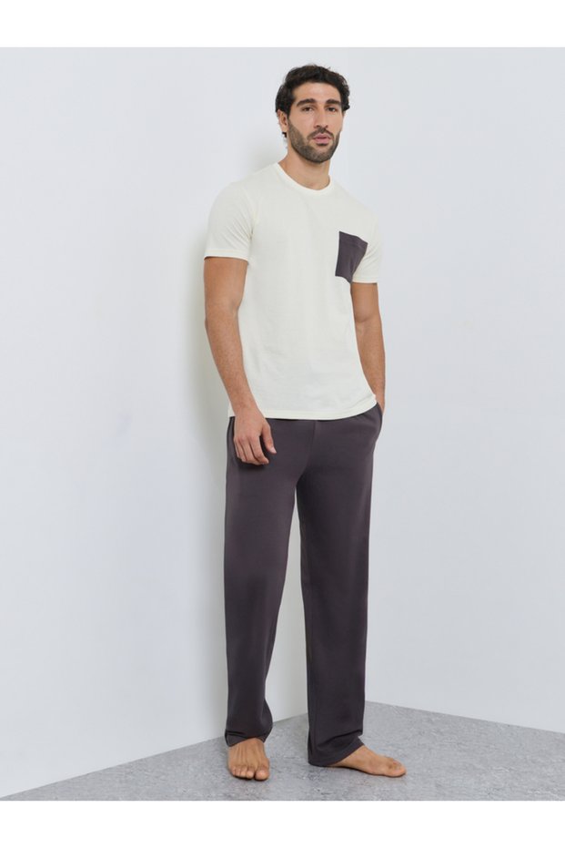 Men Solid T-Shirt and Pyjama Set