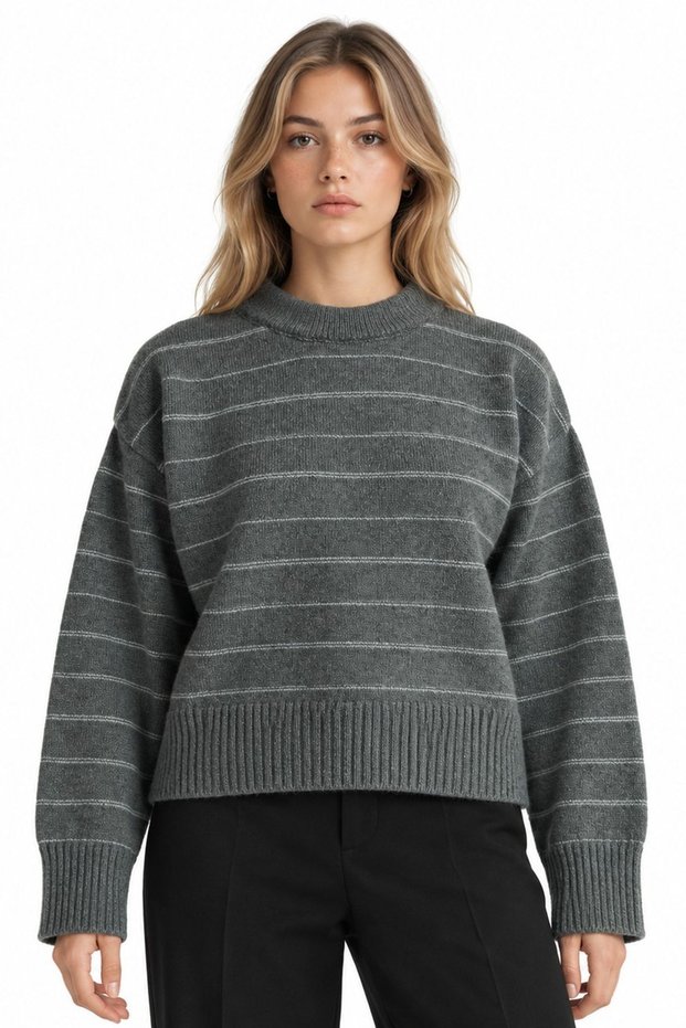 VIORNA Knit Sweatshirt