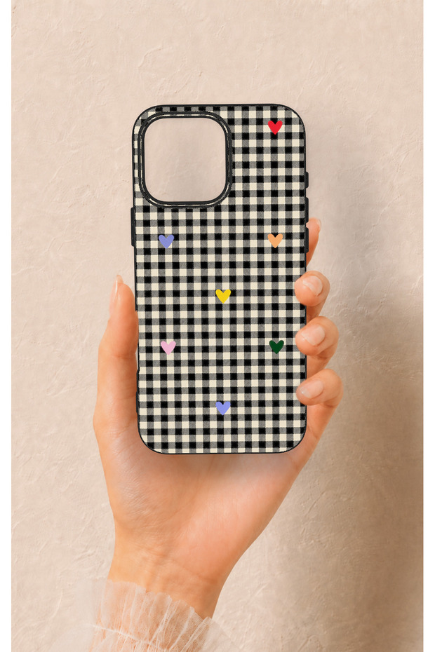 iPhone 16 Pro Max Compatible Silicone Case with Heart-Shaped Plaid Pattern