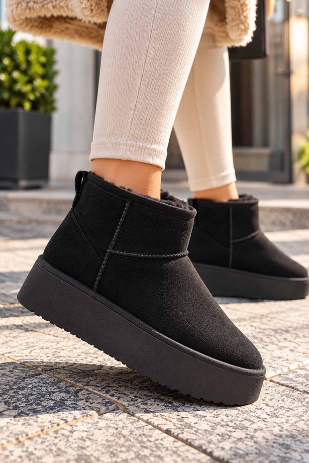 Women's Black Winter Mini Boots with Thick Soles and Faux Suede-Look Finish, Lined with Fur