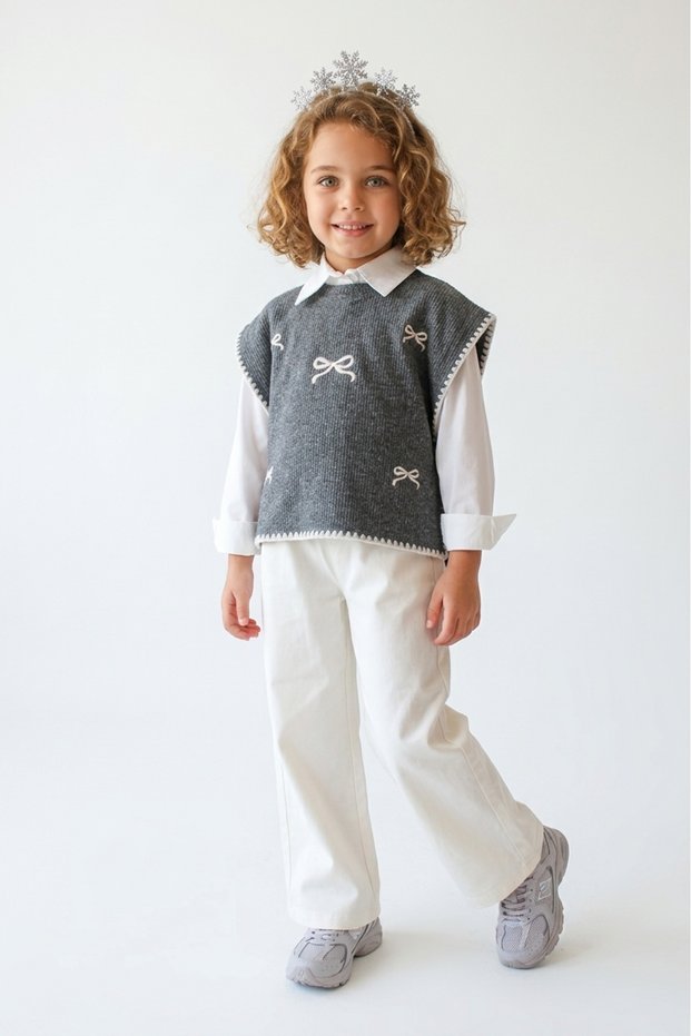 GIRLS' THREE-PIECE SWEATER SET—SUITABLE FOR WINTER AND ALL SEASONS—SUPER-HIGH-QUALITY OUTFIT FOR OUTINGS