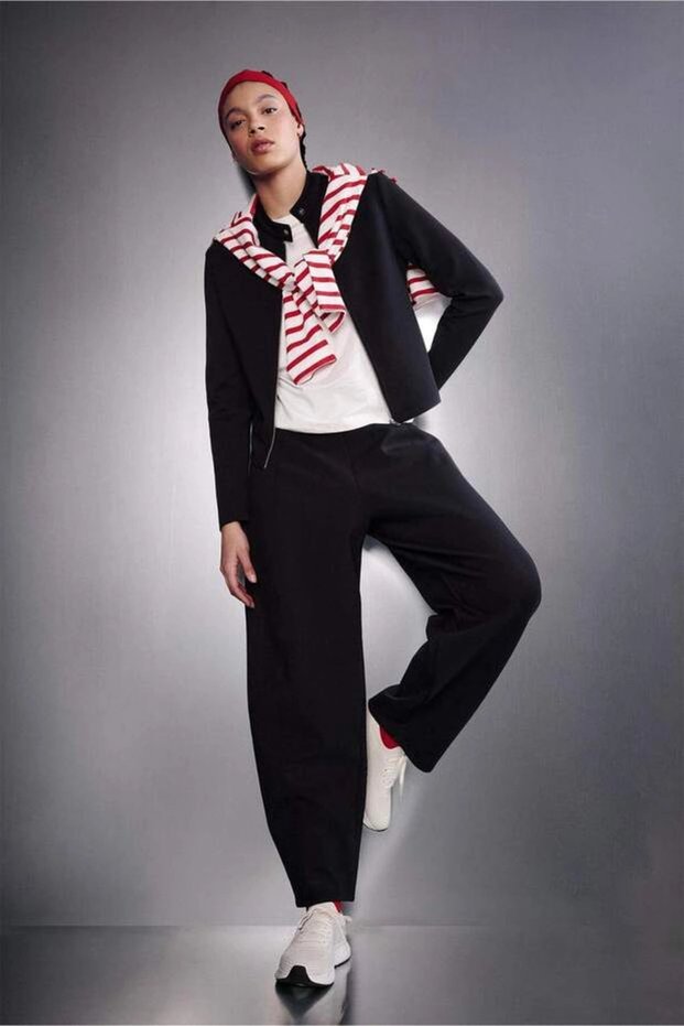 Ultra-Soft Barrel Fit, Regular Cuff, Regular Length, Scuba Fabric Athletic Pants G4217