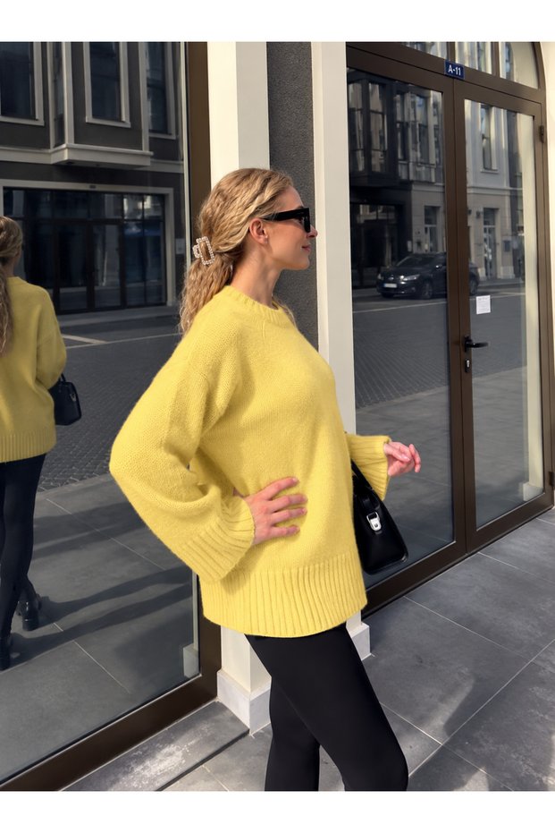 Women's Oversize Knitwear Sweater Wide Sleeves
