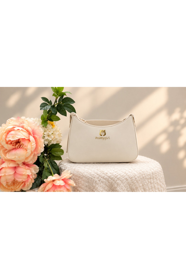 فتاة جميلة 102
