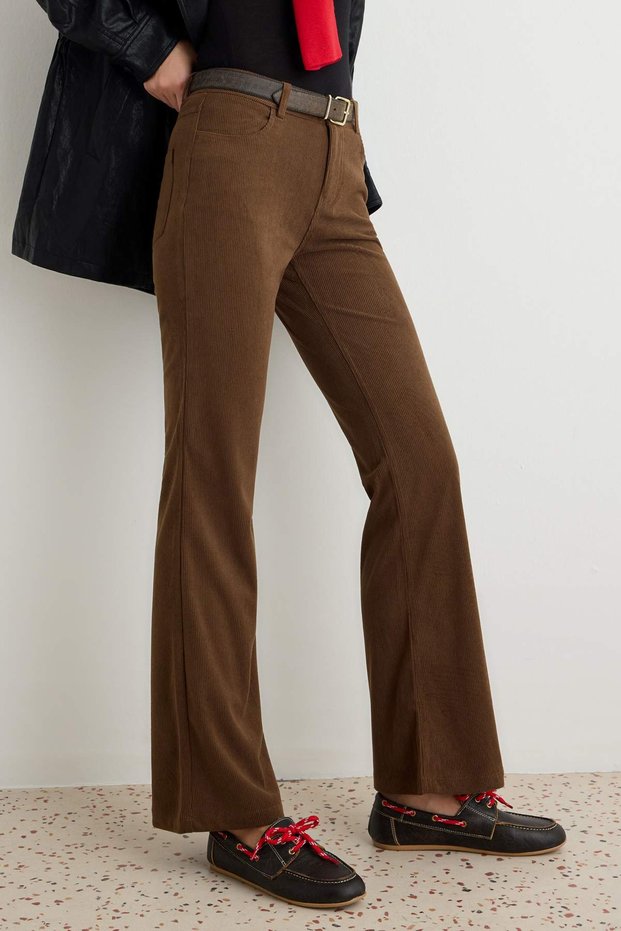 Kahverengi Fitilli Kadife Normal Bel Flare Jeans TWOAW27JE00380