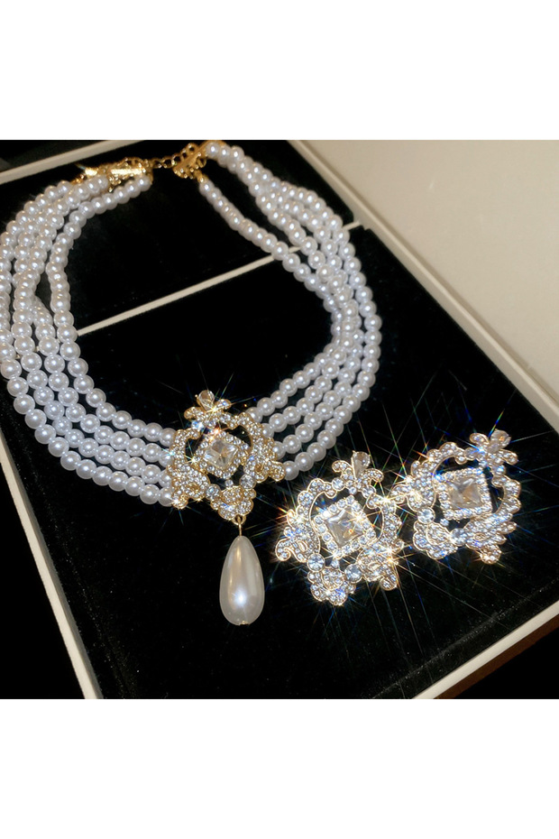 HN9571-1 HE27844-1 Inlaid Rhinestone Geometric Hollow Pattern Jewelry Sets for Women Elegant Tempera