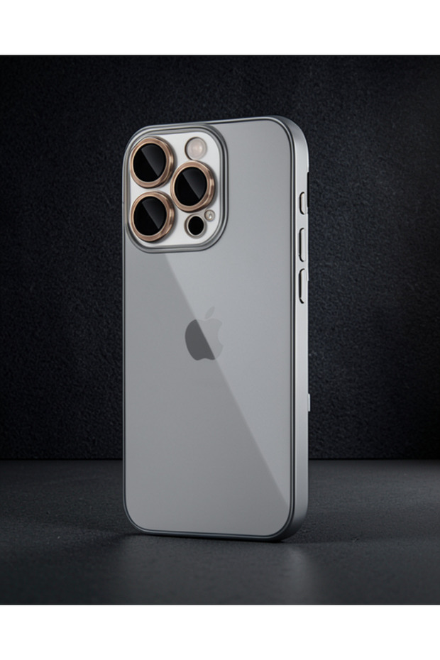 غطاء سيليكون لآيفون 16 برو ماكس من أبل مع عدسة ريزر - الصحراء