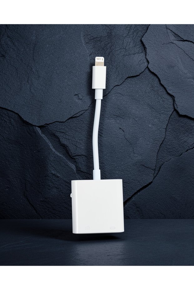 Apr22 iPhone Otg 2in1 - White