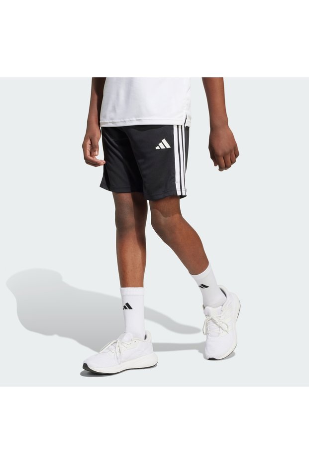 Train Essentials 3-Stripes Shorts Kids