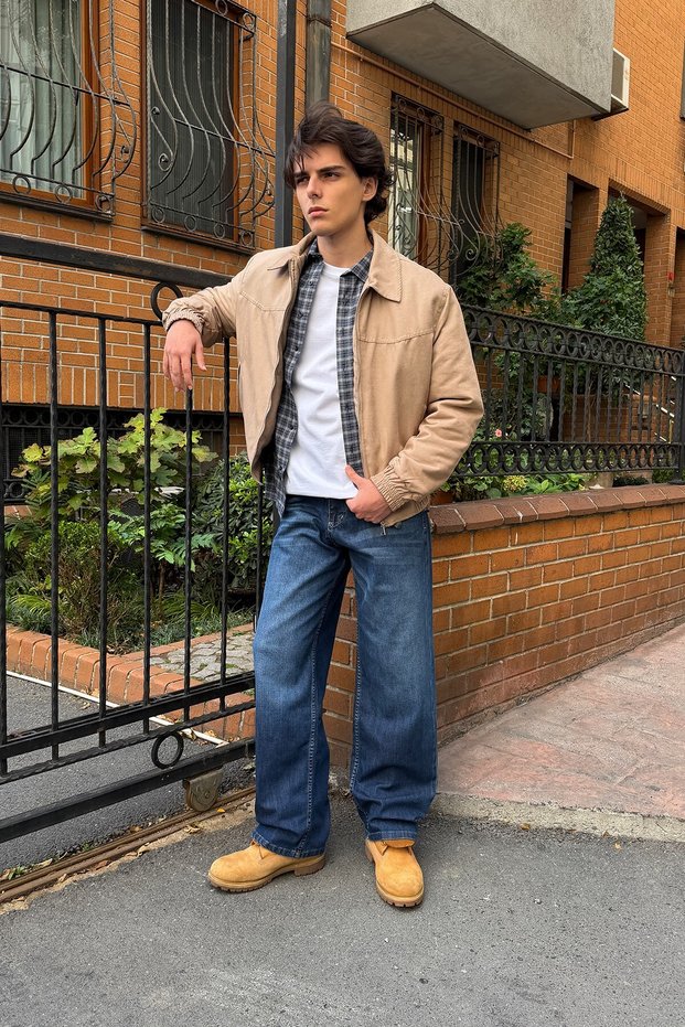 Gravel Mid Blue Baggy-Fit Jeans