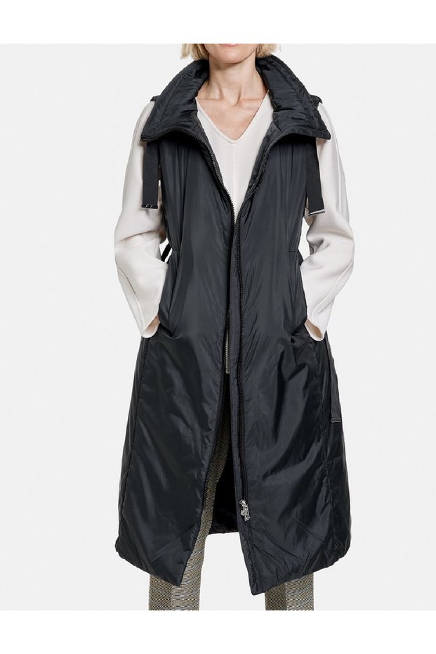 Vest, black