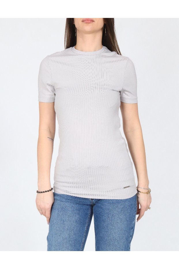 T-shirt, Gray