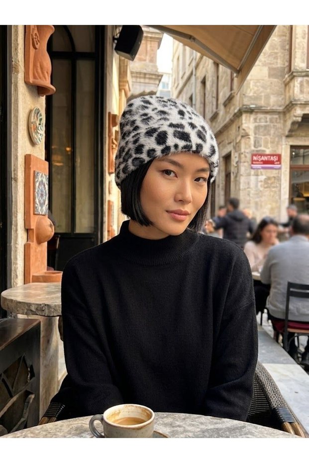 Women's Soft Furry Beret