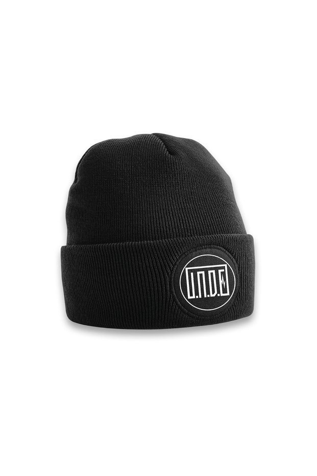 Căciulă cu patch - U.N.D.E