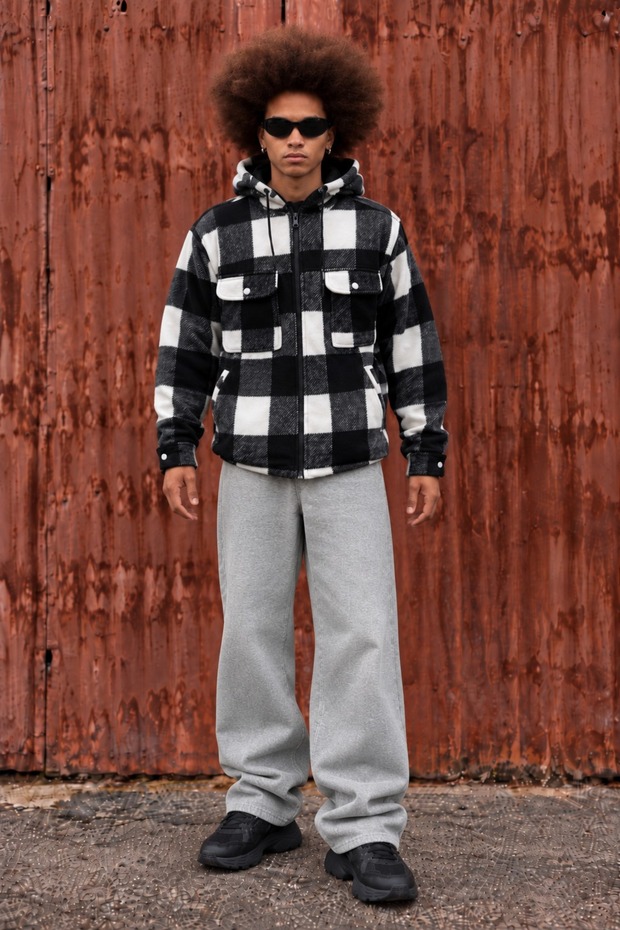 Men's Thick Plaid Hooded Zippered Black Lumberjack Shirt