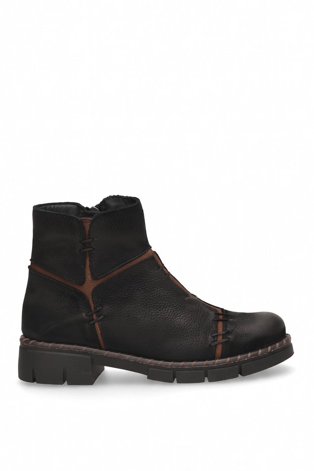 D26Kb-4000 Women's Genuine Leather Boots, Black.