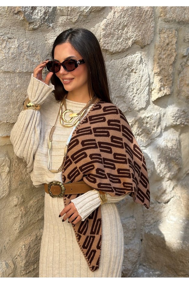 Geometric Patterned Brown Triangle Knit Scarf