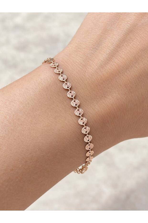 Gold Design Elegant Bracelet