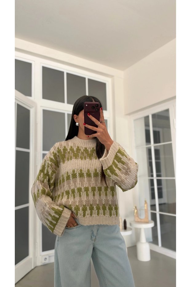 Vintage Zikzak Pattern Knit Sweater