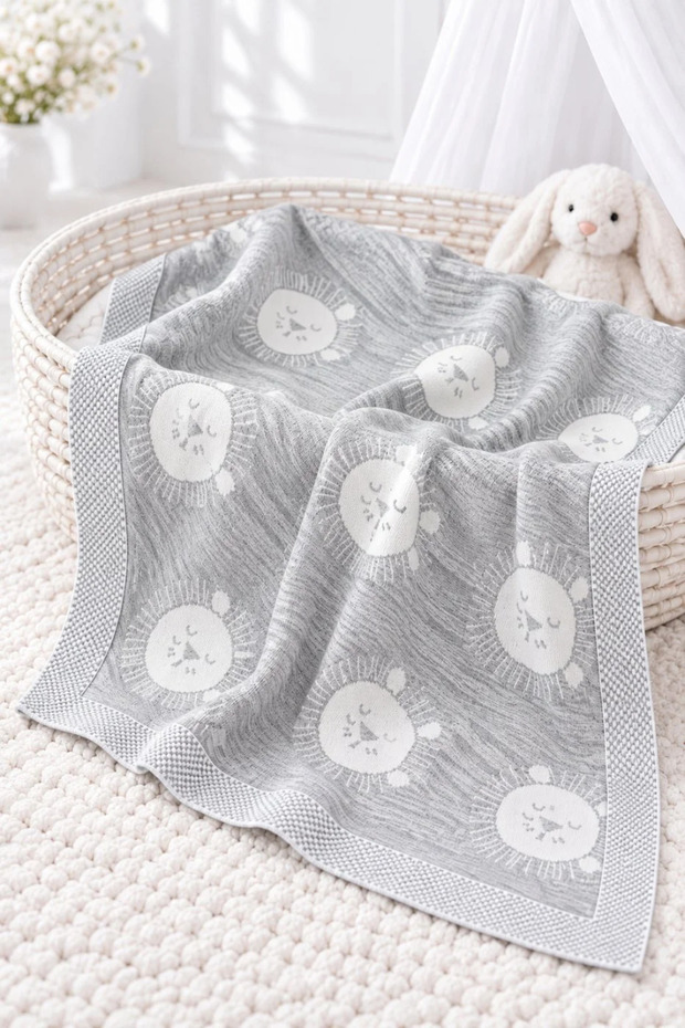 100% Cotton Baby Blanket with Sleeping Lion Pattern – Soft Knitted Baby Blanket 90X90