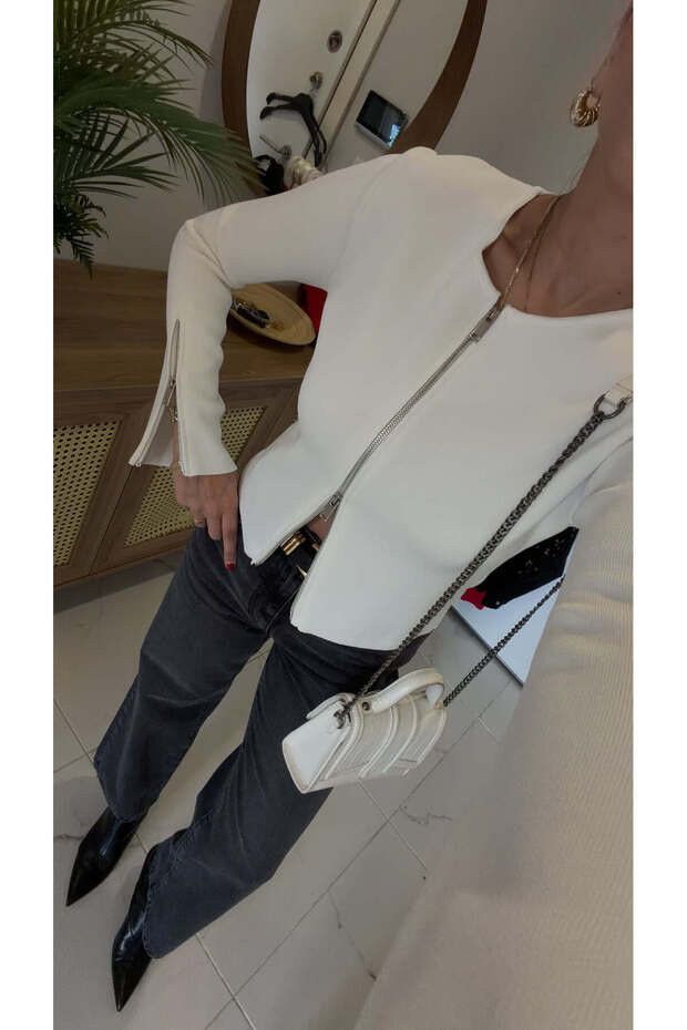 Nizla Ecru Cardigan with Zipper Detail