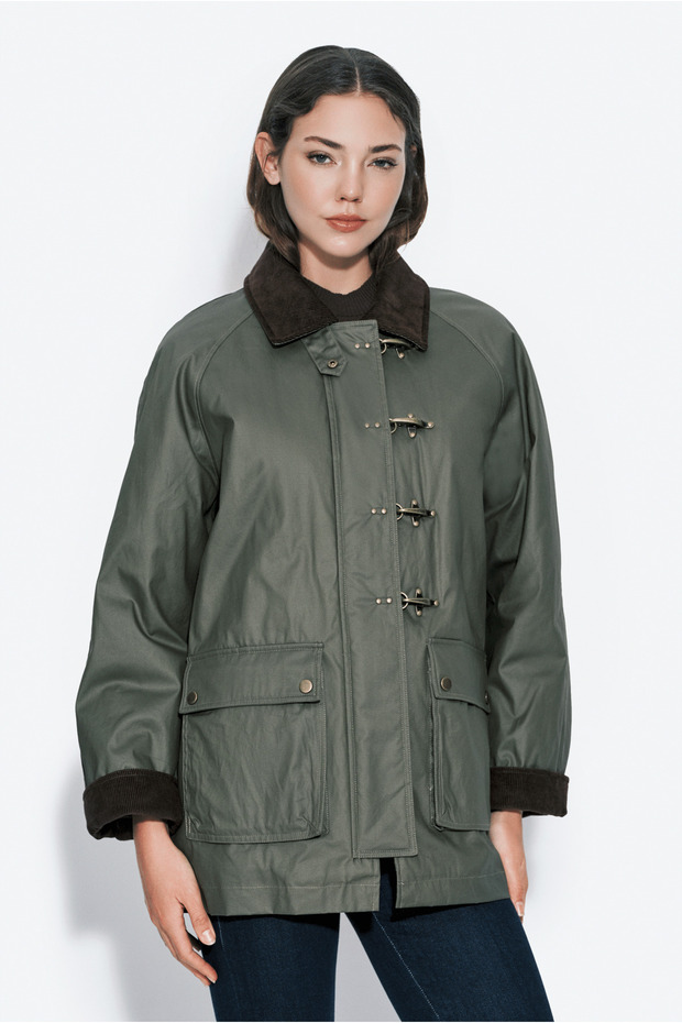 Velvet-Collar Coat with Metal Buckles