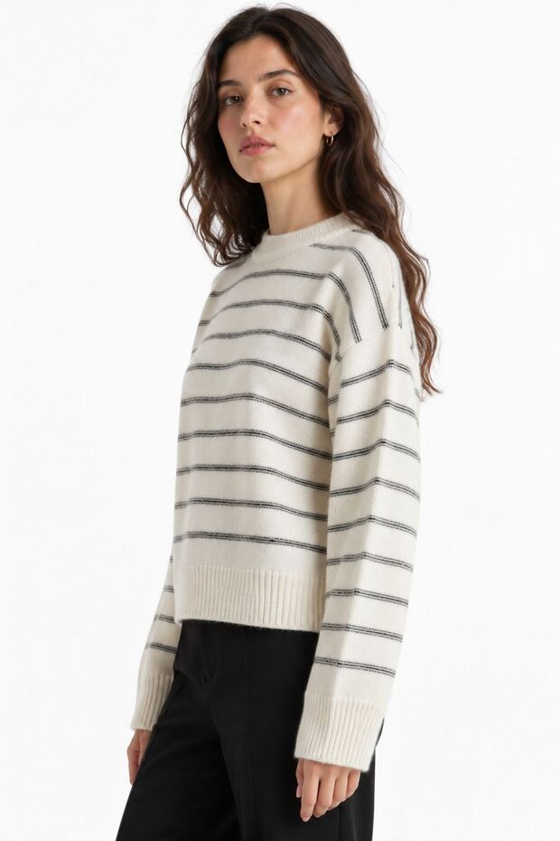 VIORNA Knit Sweatshirt