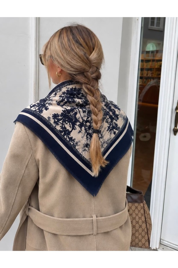 PATTERNED TEXTURED SCARF 110X110