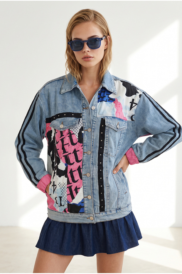 Women's Blue and Pink Streetwear Oversized Paneled Denim Jacket CKT-19000547