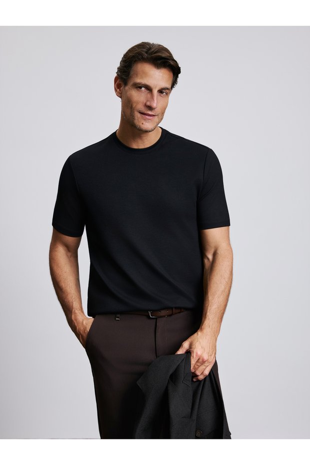 Black Regular-Fit Basic T-Shirt 50331677-VR046