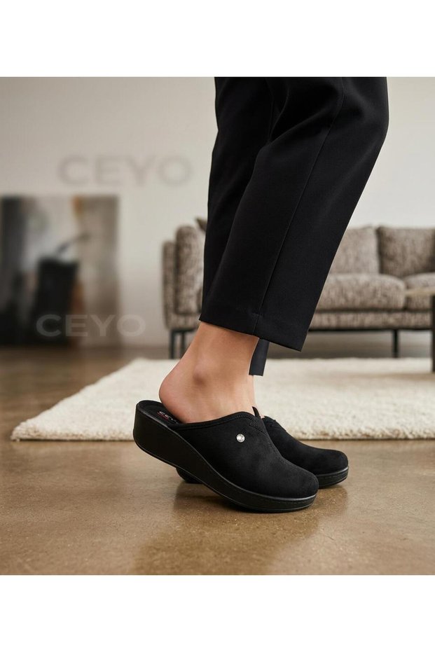 9932-39 Women's Orthopedic Closed-Toe Winter Slippers