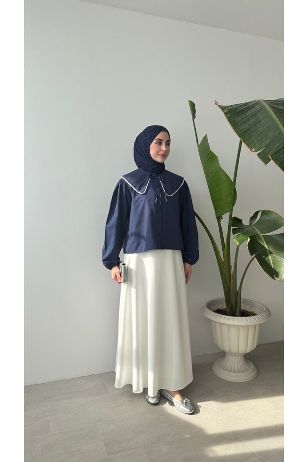 PEARL-COLLARED SHIRT - NAVY BLUE