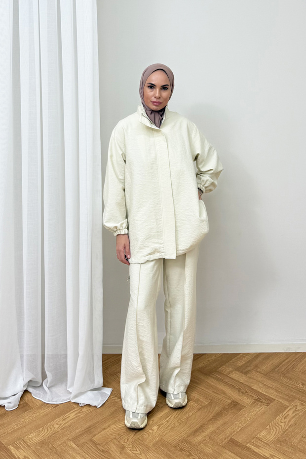 Zippered Suit 3-4597