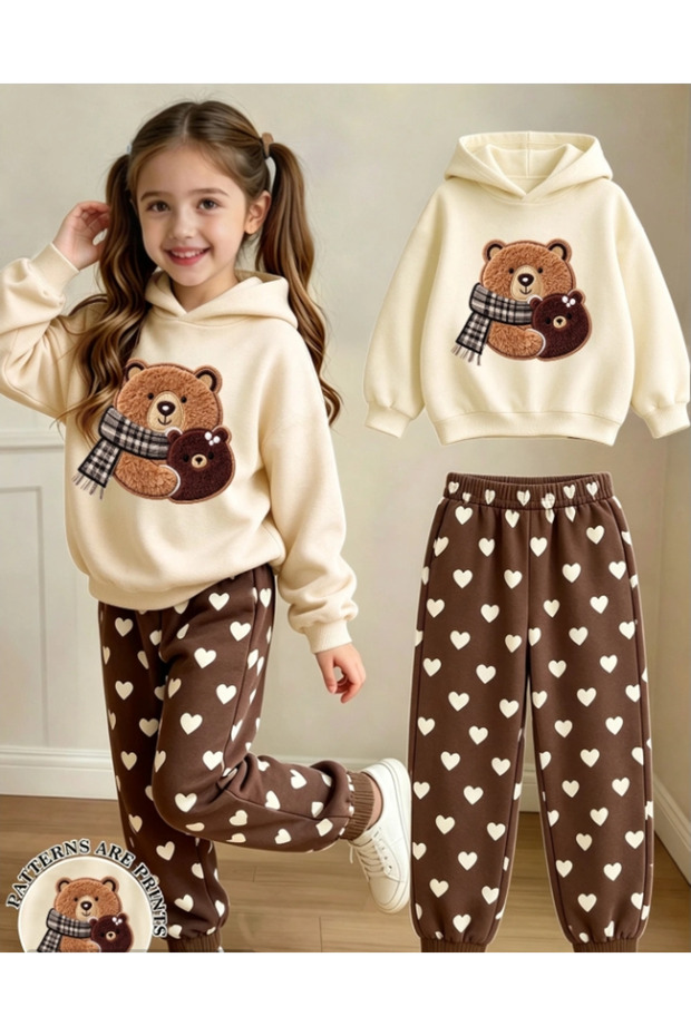 VERY STYLISH FASHION SET FOR YOUNG GIRLS: LONG-SLEEVED SWEATSHIRT WITH CARTOON PRINT AND PANTS