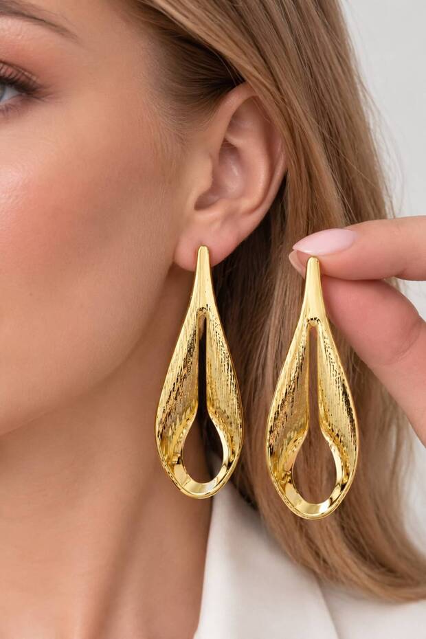 Women's Large Teardrop Earrings
